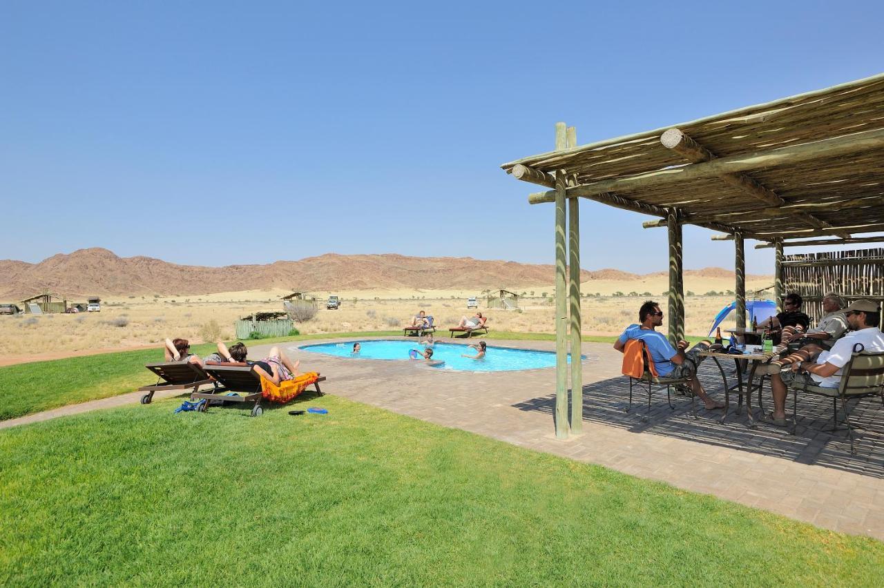 Sossus Oasis Campsite Сесрием Екстериор снимка