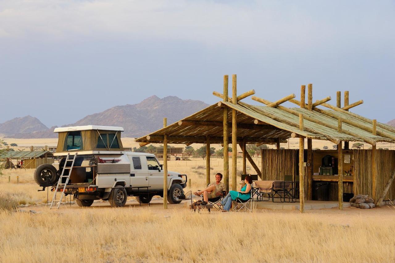 Sossus Oasis Campsite Сесрием Екстериор снимка