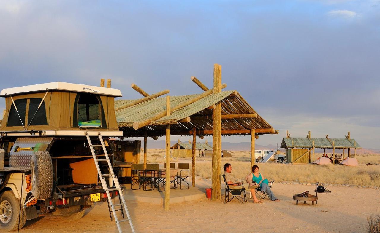 Sossus Oasis Campsite Сесрием Екстериор снимка